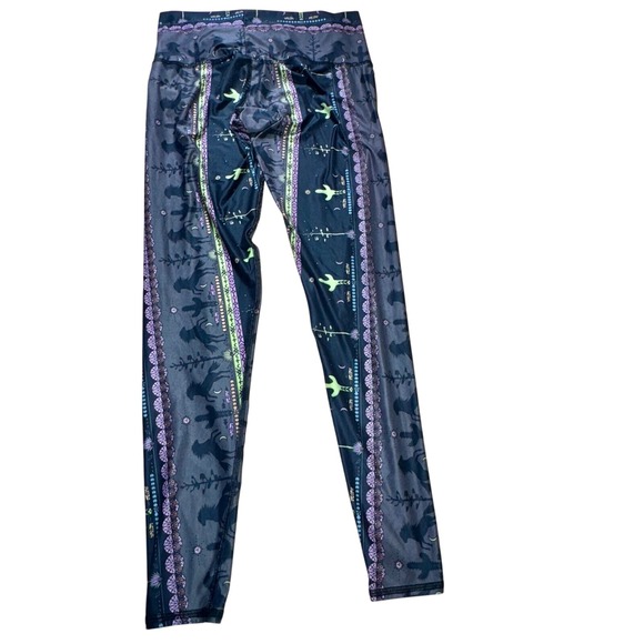 Teeki‎ Yoga Pants High Rise Athletic Leggings Horses Moon Print Medium - Picture 1 of 5